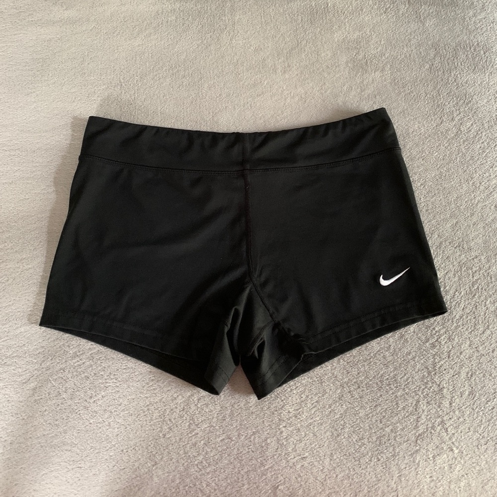 black nike volleyball shorts